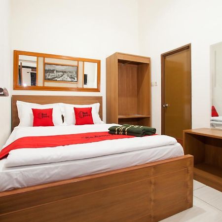 Reddoorz Syariah Near Singha Merjosari Park 玛琅 外观 照片