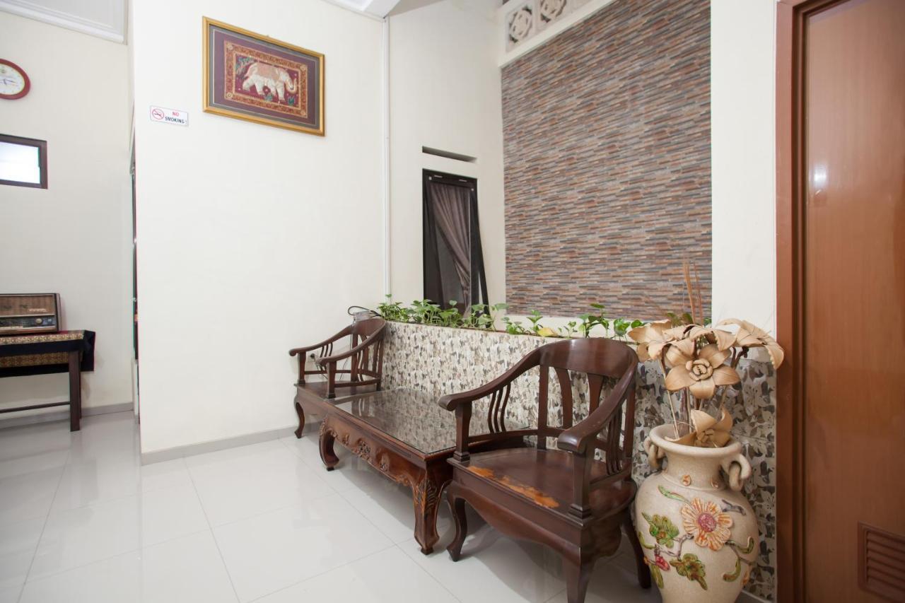 Reddoorz Syariah Near Singha Merjosari Park 玛琅 外观 照片