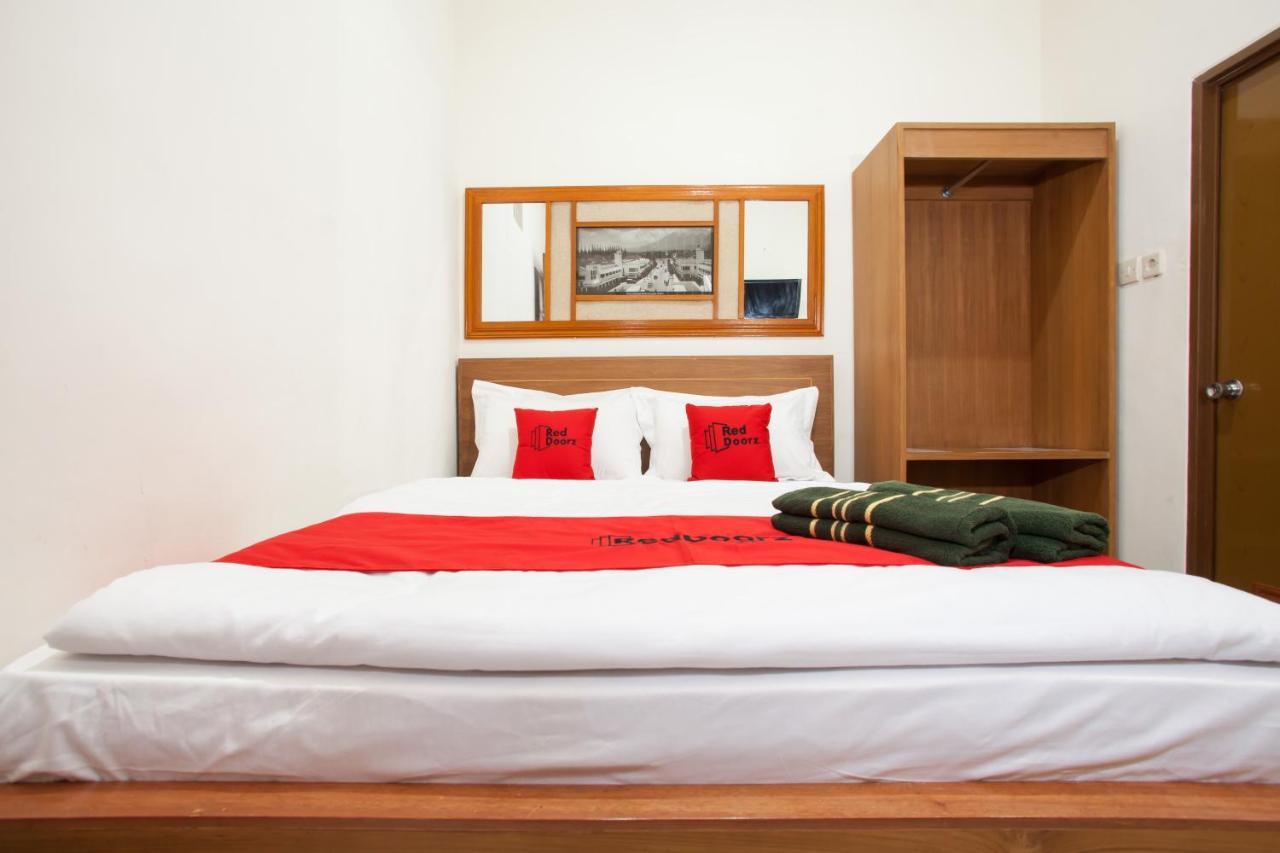 Reddoorz Syariah Near Singha Merjosari Park 玛琅 外观 照片