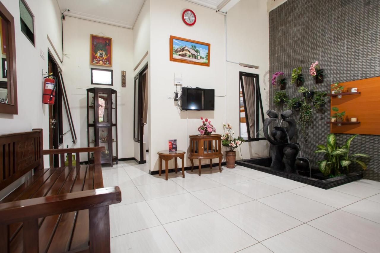 Reddoorz Syariah Near Singha Merjosari Park 玛琅 外观 照片