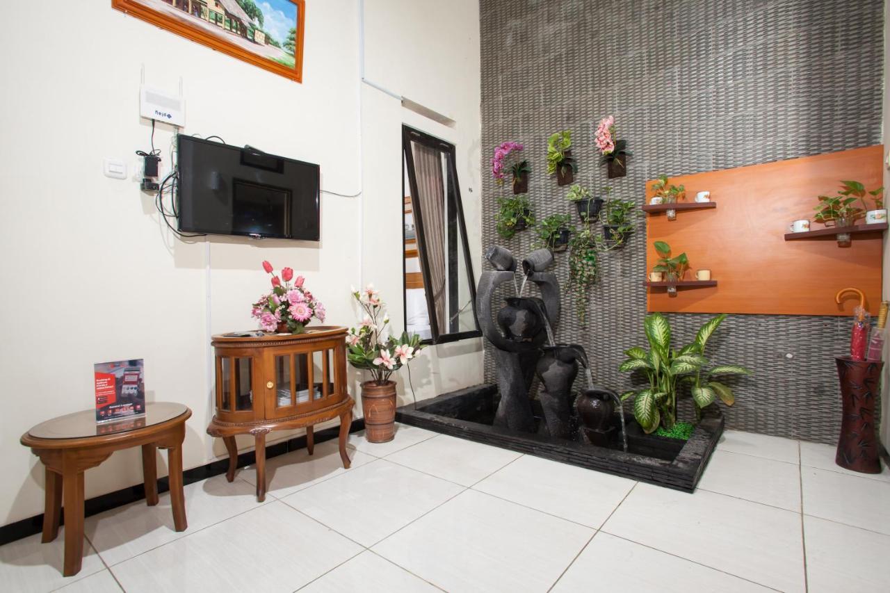 Reddoorz Syariah Near Singha Merjosari Park 玛琅 外观 照片