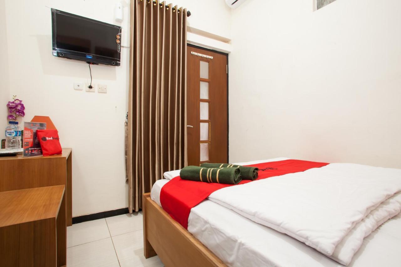 Reddoorz Syariah Near Singha Merjosari Park 玛琅 外观 照片